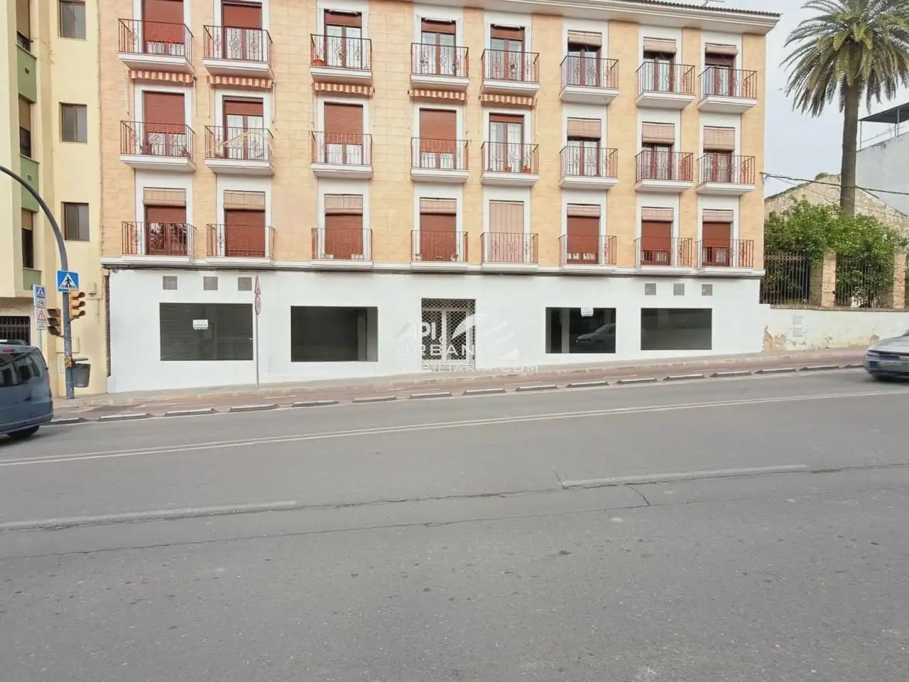 Kaupallinen vuokrattavana paikassa Lucena - 4 000 € (Ref: 9963941)