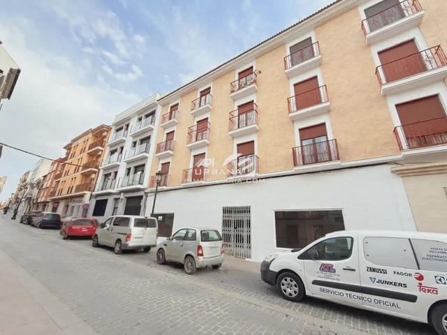 Kommersiell til leie i Lucena - € 4 000 (Ref: 9963941)