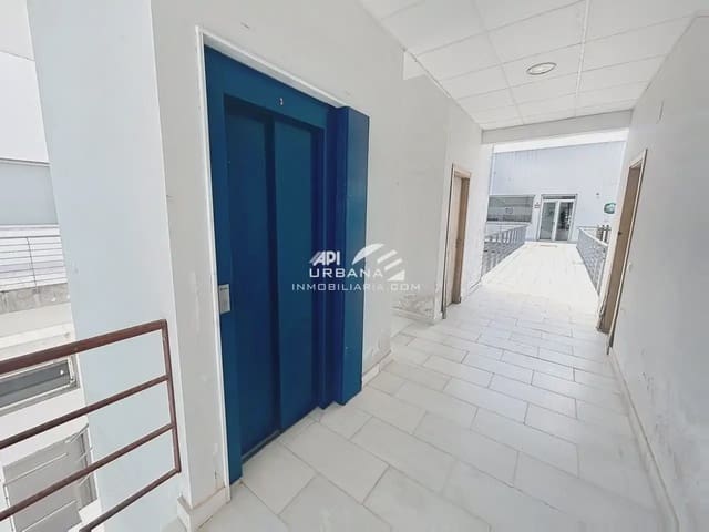 Gewerbe zu verkaufen in Lucena - 58.000 € (Ref: 9963944)