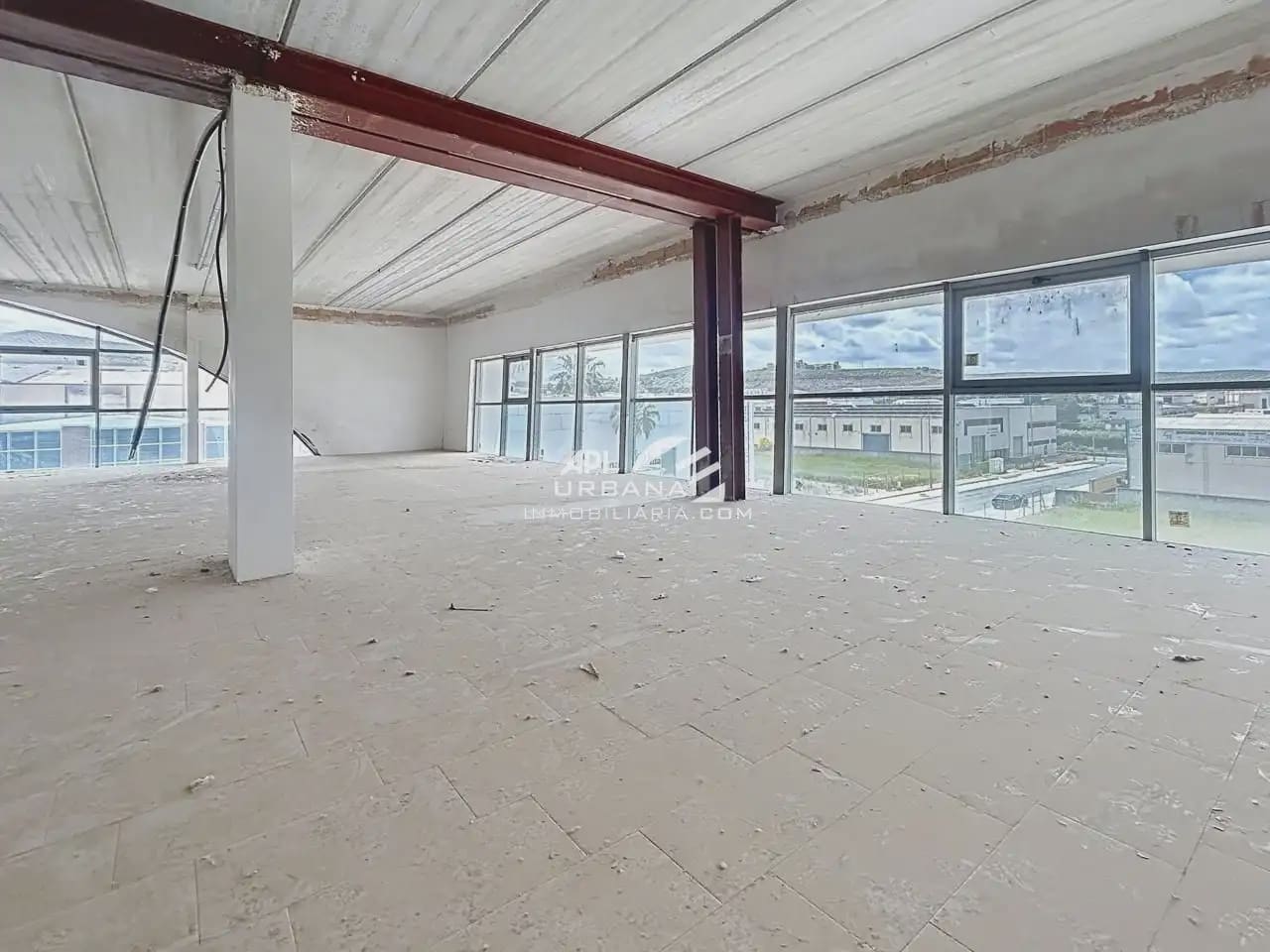 Commercial for sale in Lucena - € 58,000 (Ref: 9963944)