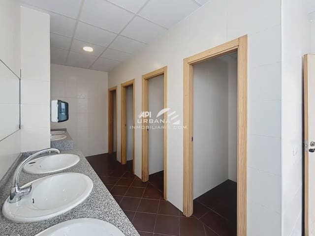 Gewerbe zu verkaufen in Lucena - 58.000 € (Ref: 9963944)