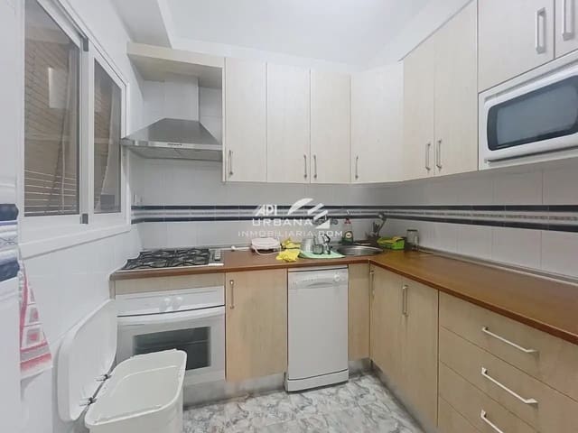 4 soveværelse Byhus til salg i Lucena - € 98.500 (Ref: 9963945)
