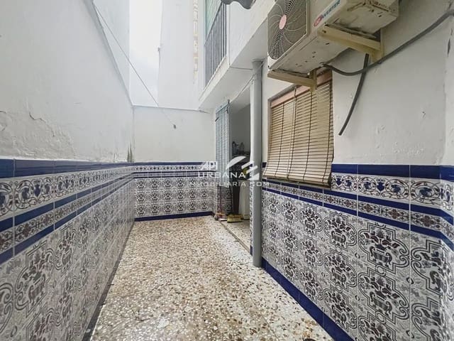 4 soveværelse Byhus til salg i Lucena - € 98.500 (Ref: 9963945)
