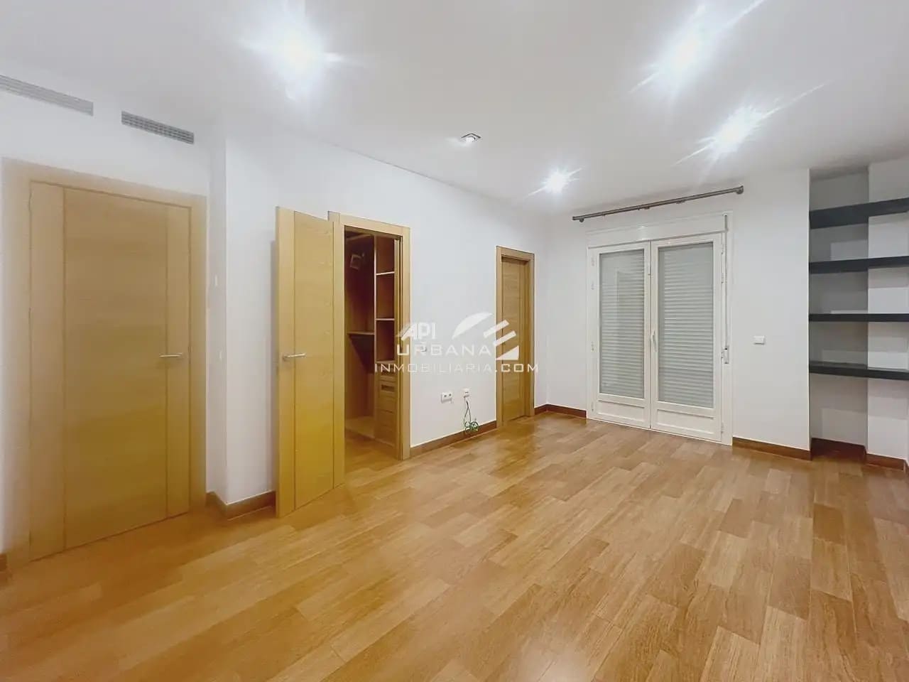 4 sypialnia Willa na sprzedaż w Lucena z basenem - 350 000 € (Ref: 9963949)