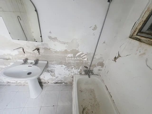 2 soveværelse Byhus til salg i Lucena - € 45.000 (Ref: 9963952)