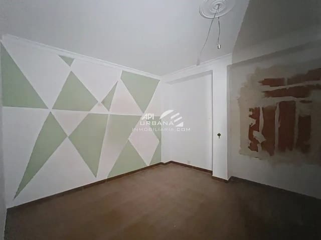 Ruïne te koop in Nueva Carteya - € 65.000 (Ref: 9963956)