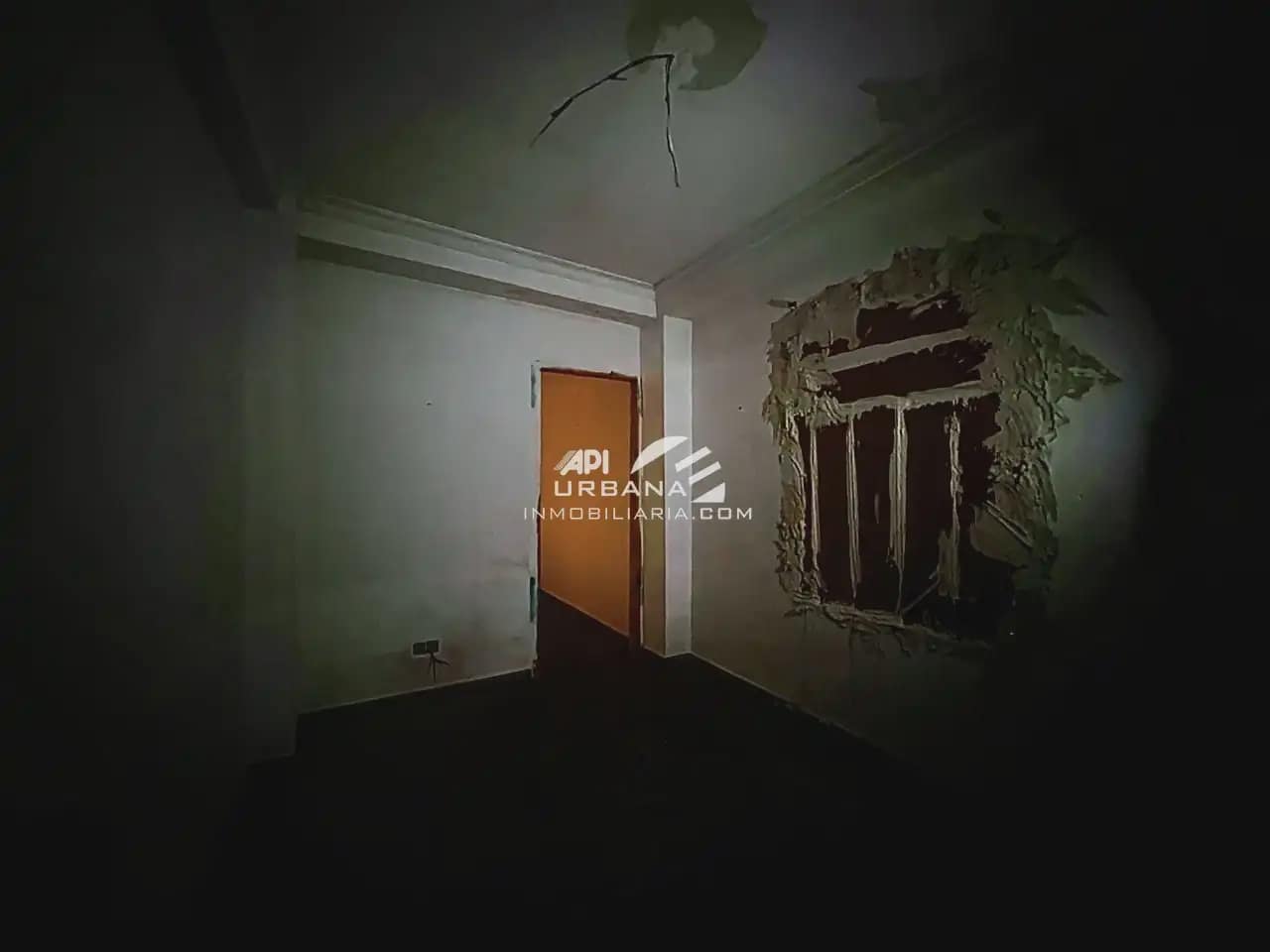 Ruïne te koop in Nueva Carteya - € 65.000 (Ref: 9963956)