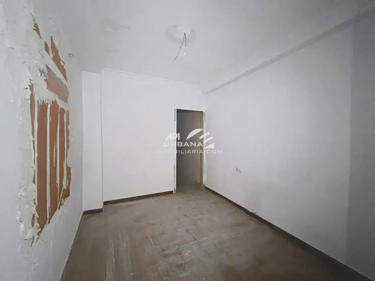 Ruïne te koop in Nueva Carteya - € 65.000 (Ref: 9963956)