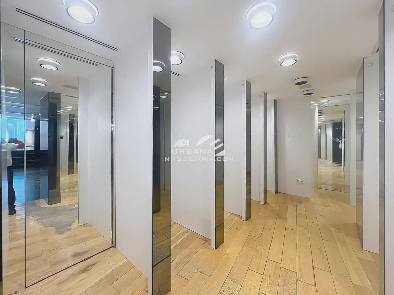Erhverv til salg i Lucena - € 550.000 (Ref: 9963961)