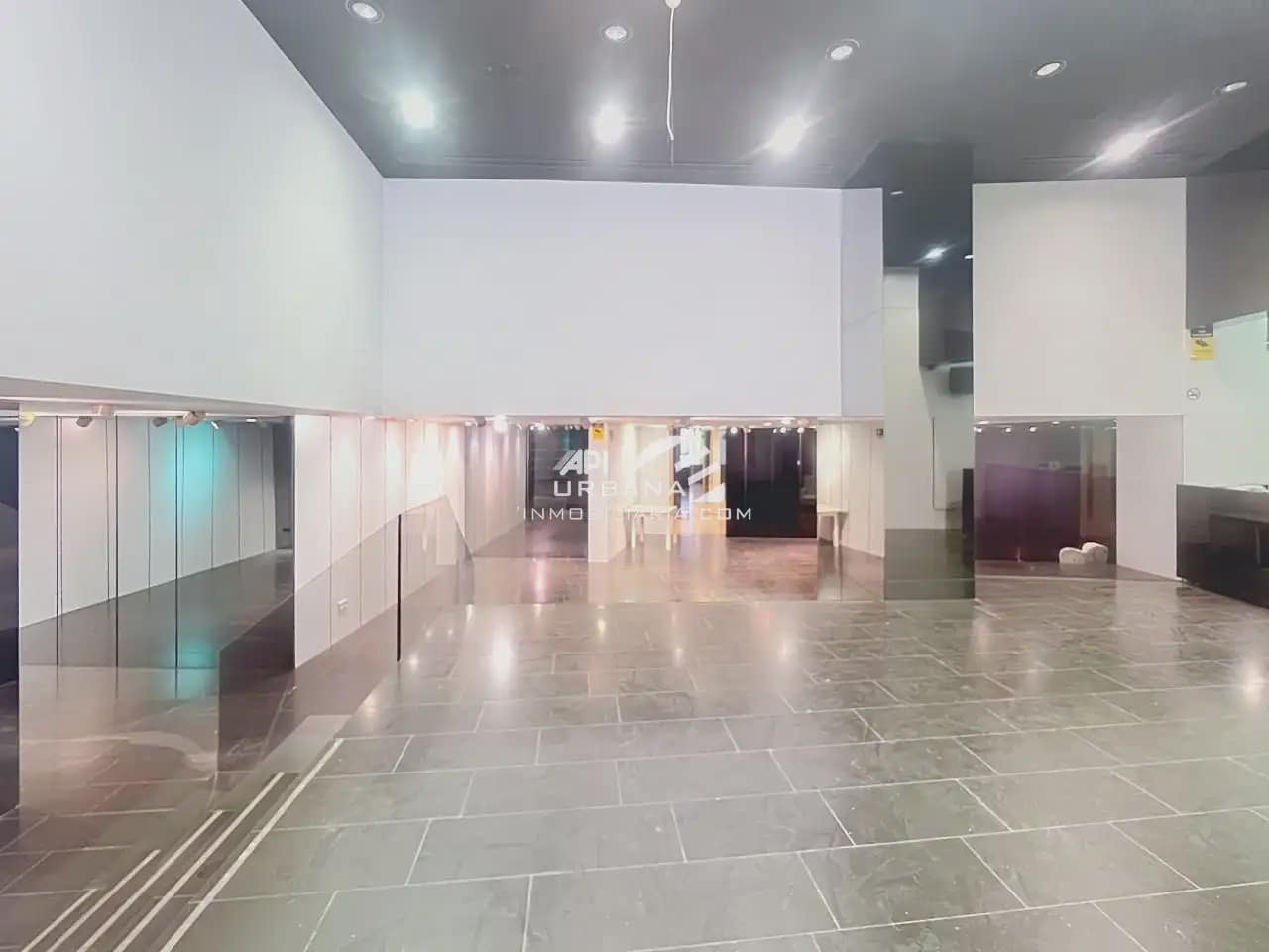Erhverv til salg i Lucena - € 550.000 (Ref: 9963961)