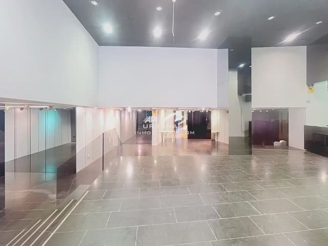 Komercyjne na sprzedaż w Lucena - 550 000 € (Ref: 9963961)