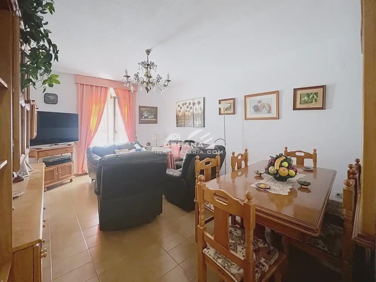 3 makuuhuone Asunto myytävänä paikassa Lucena - 180 000 € (Ref: 9963963)