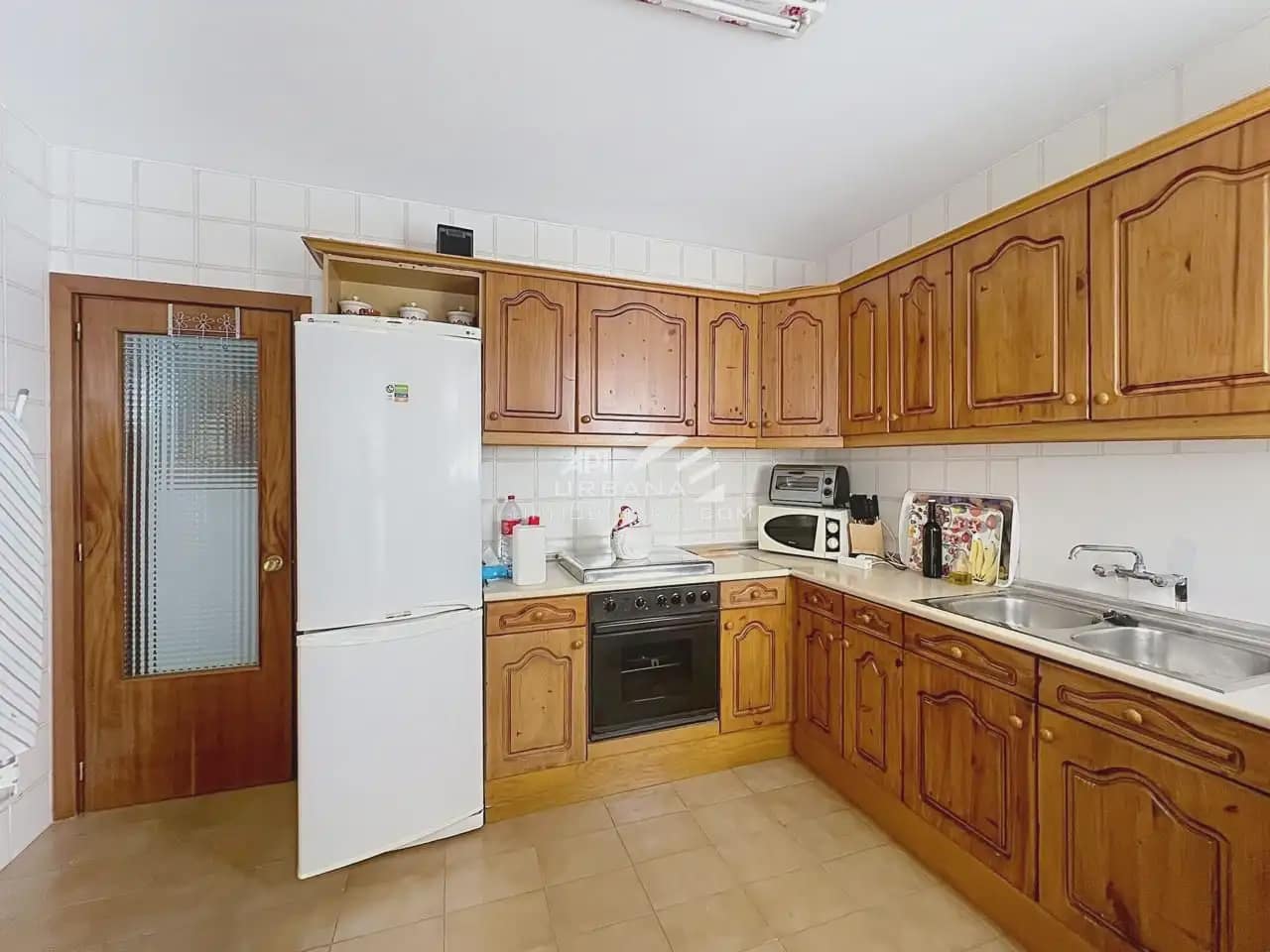 3 makuuhuone Asunto myytävänä paikassa Lucena - 180 000 € (Ref: 9963963)