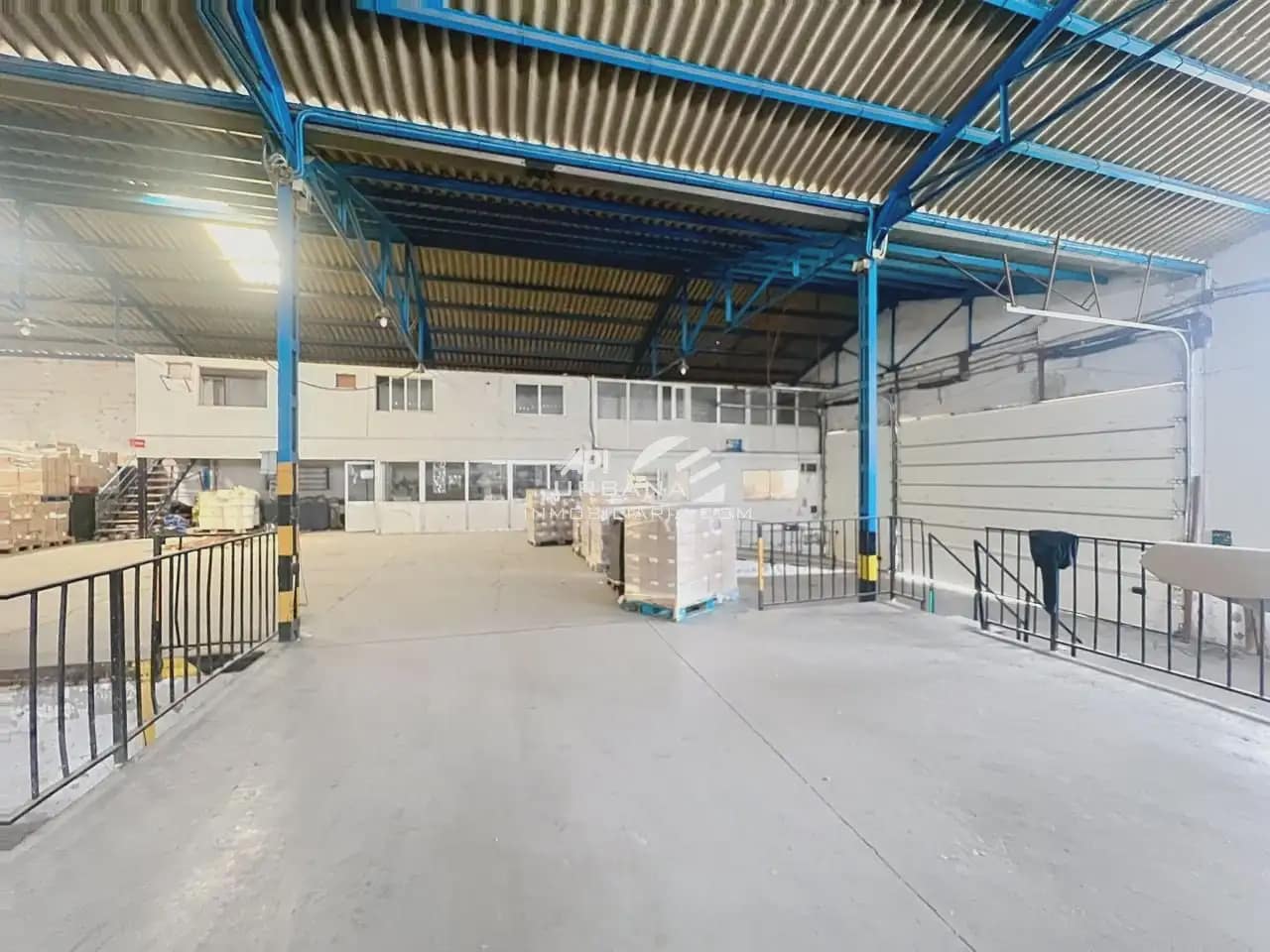 Commercial for rent in Lucena - € 1,200 (Ref: 9963968)