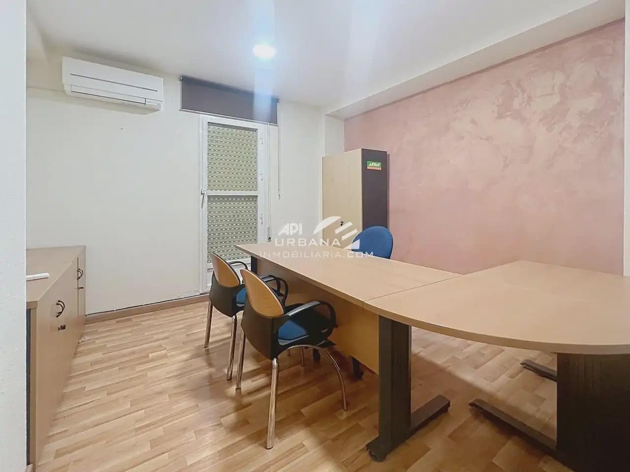 Escritório para venda em Lucena - 80 000 € (Ref: 9963975)
