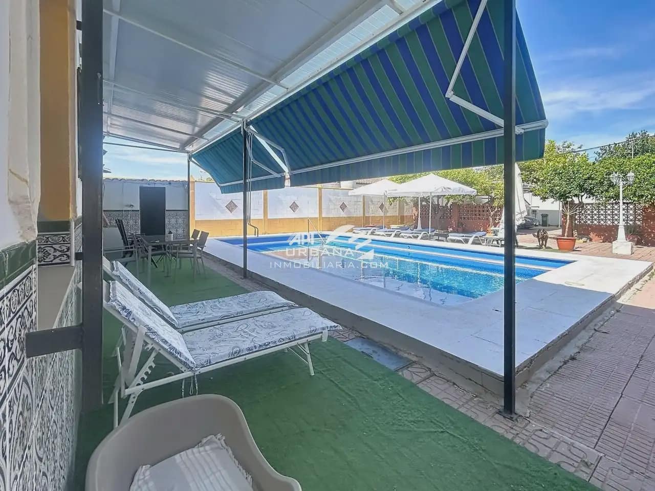 4 Zimmer Villa zu verkaufen in Lucena mit Pool - 205.000 € (Ref: 9963977)