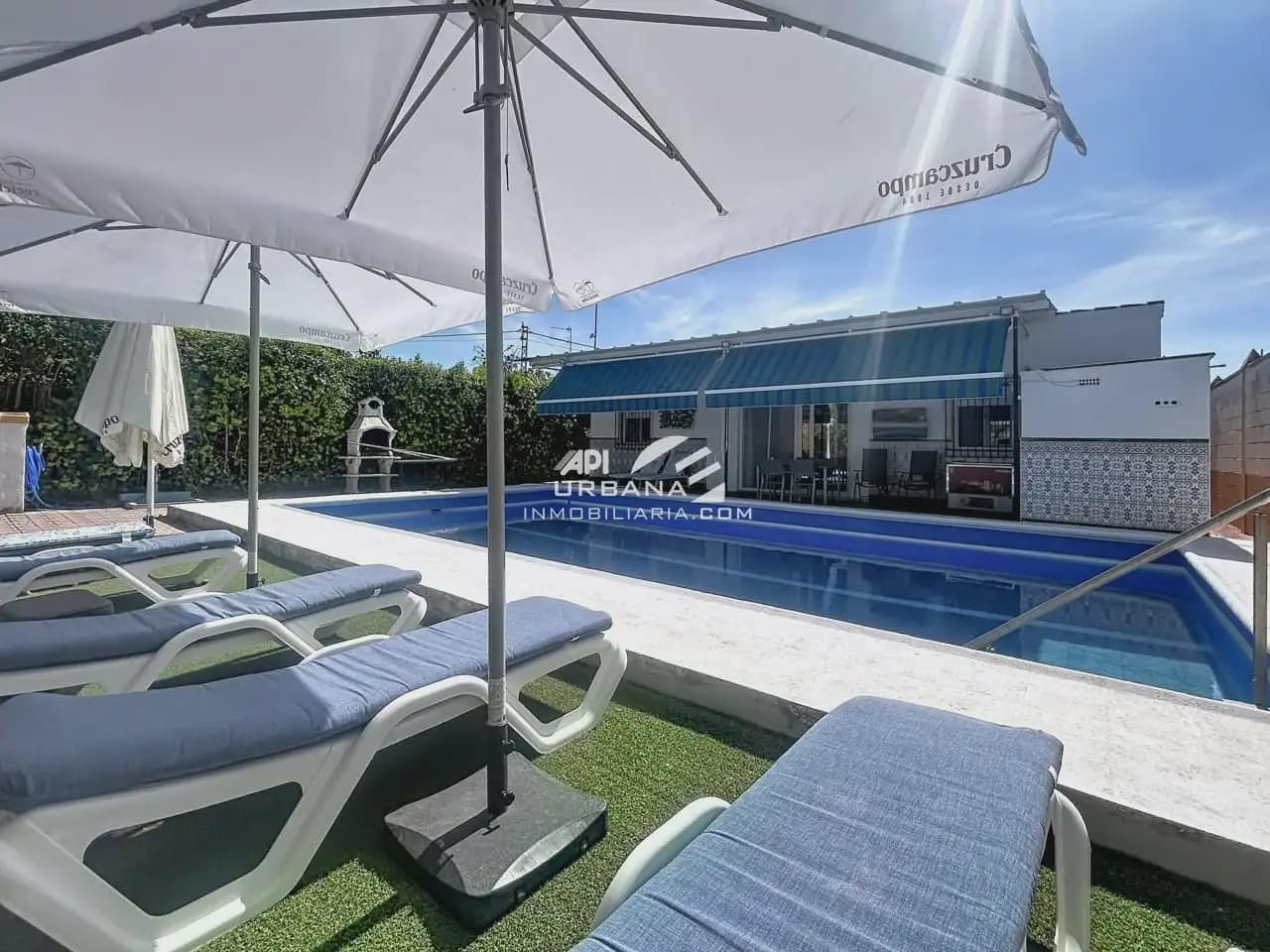 4 Zimmer Villa zu verkaufen in Lucena mit Pool - 205.000 € (Ref: 9963977)