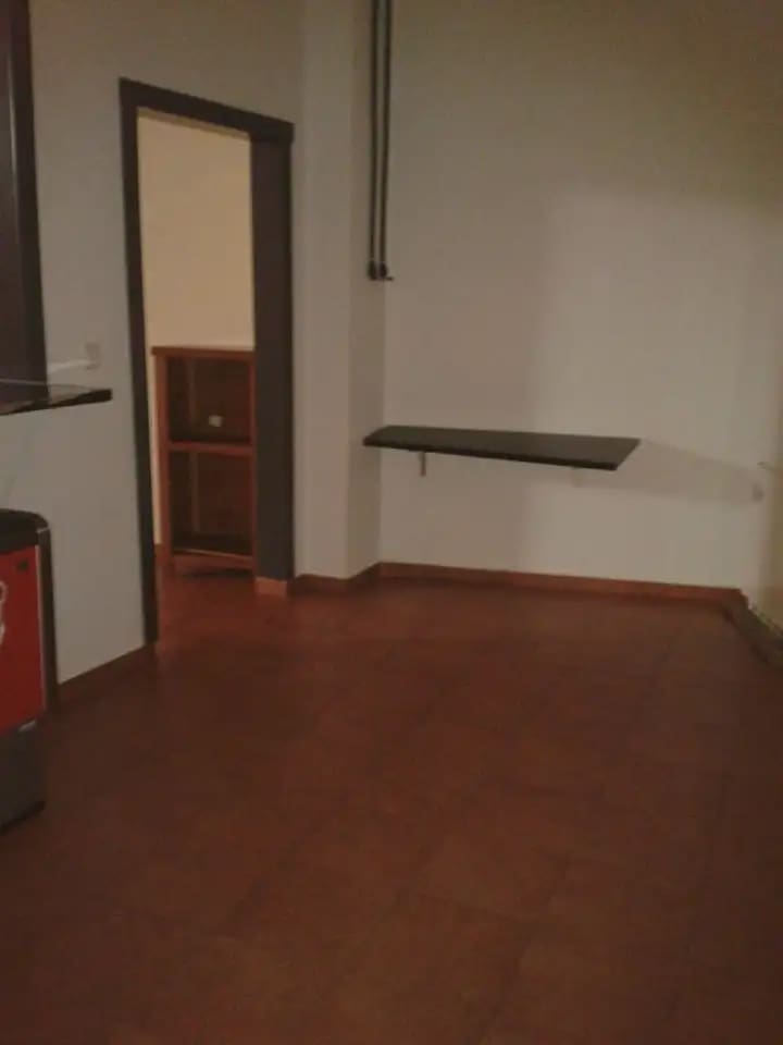 Commercieel te huur in Lucena - € 380 (Ref: 9963979)