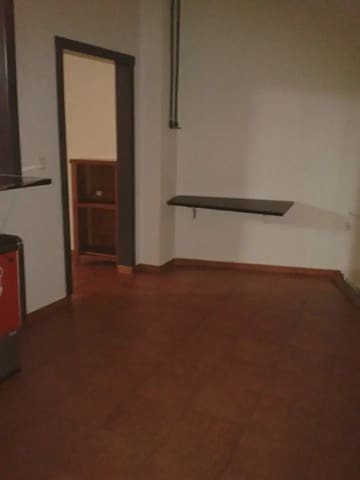 Erhverv til leje i Lucena - € 380 (Ref: 9963979)