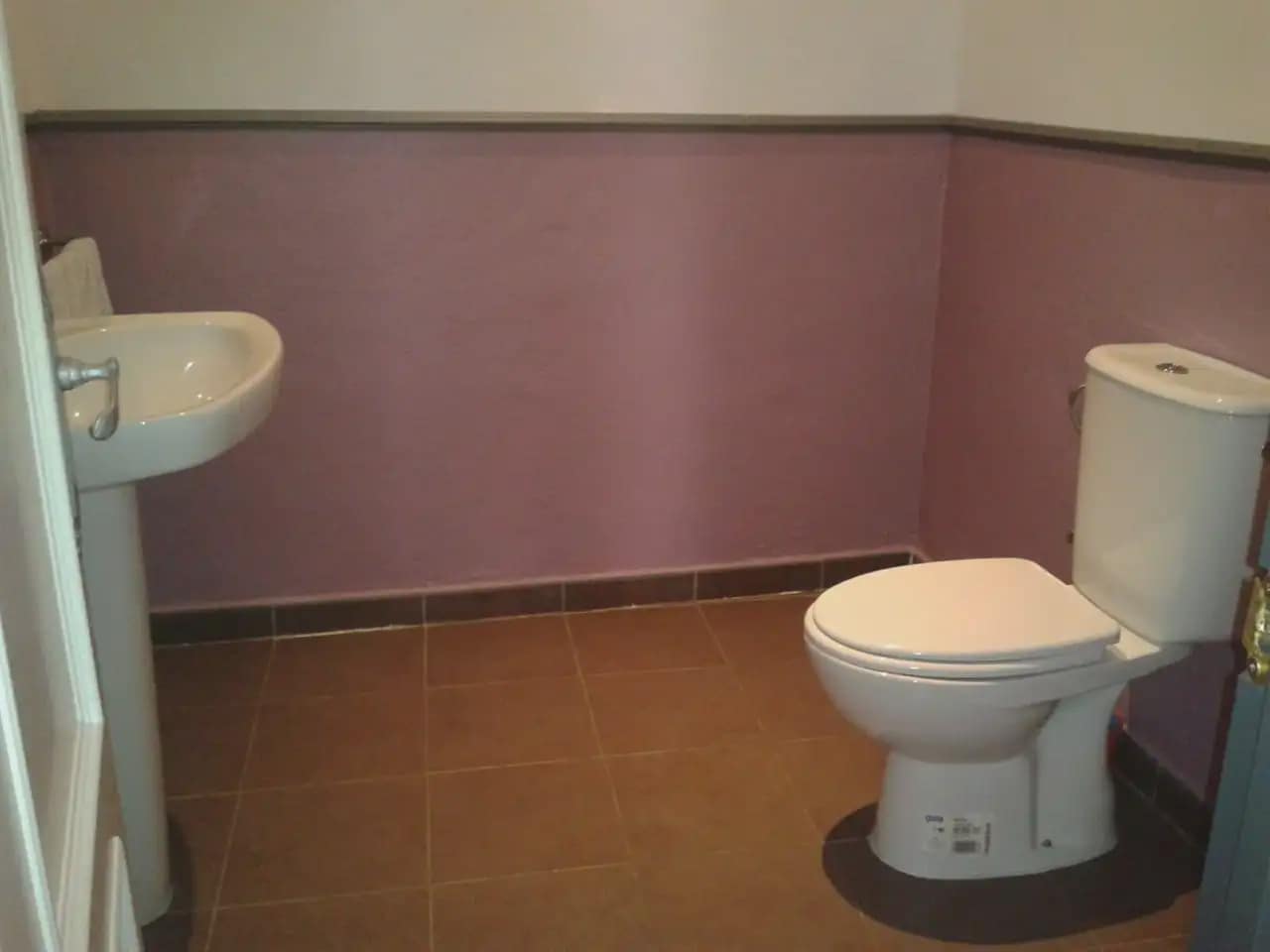 Commercieel te huur in Lucena - € 380 (Ref: 9963979)