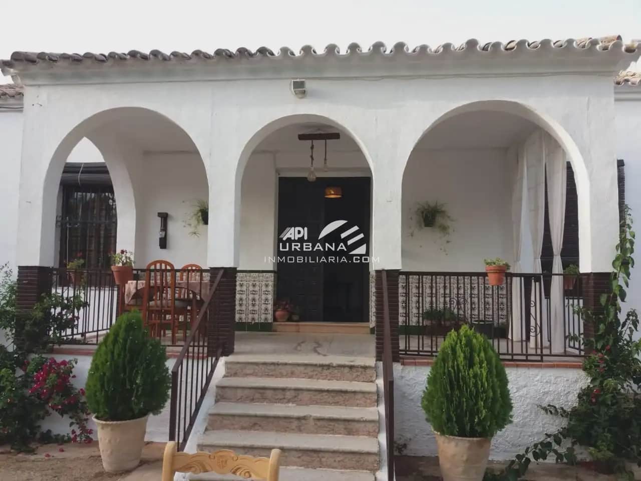 3 bedroom Villa for rent in Lucena with pool - € 925 (Ref: 9968875)