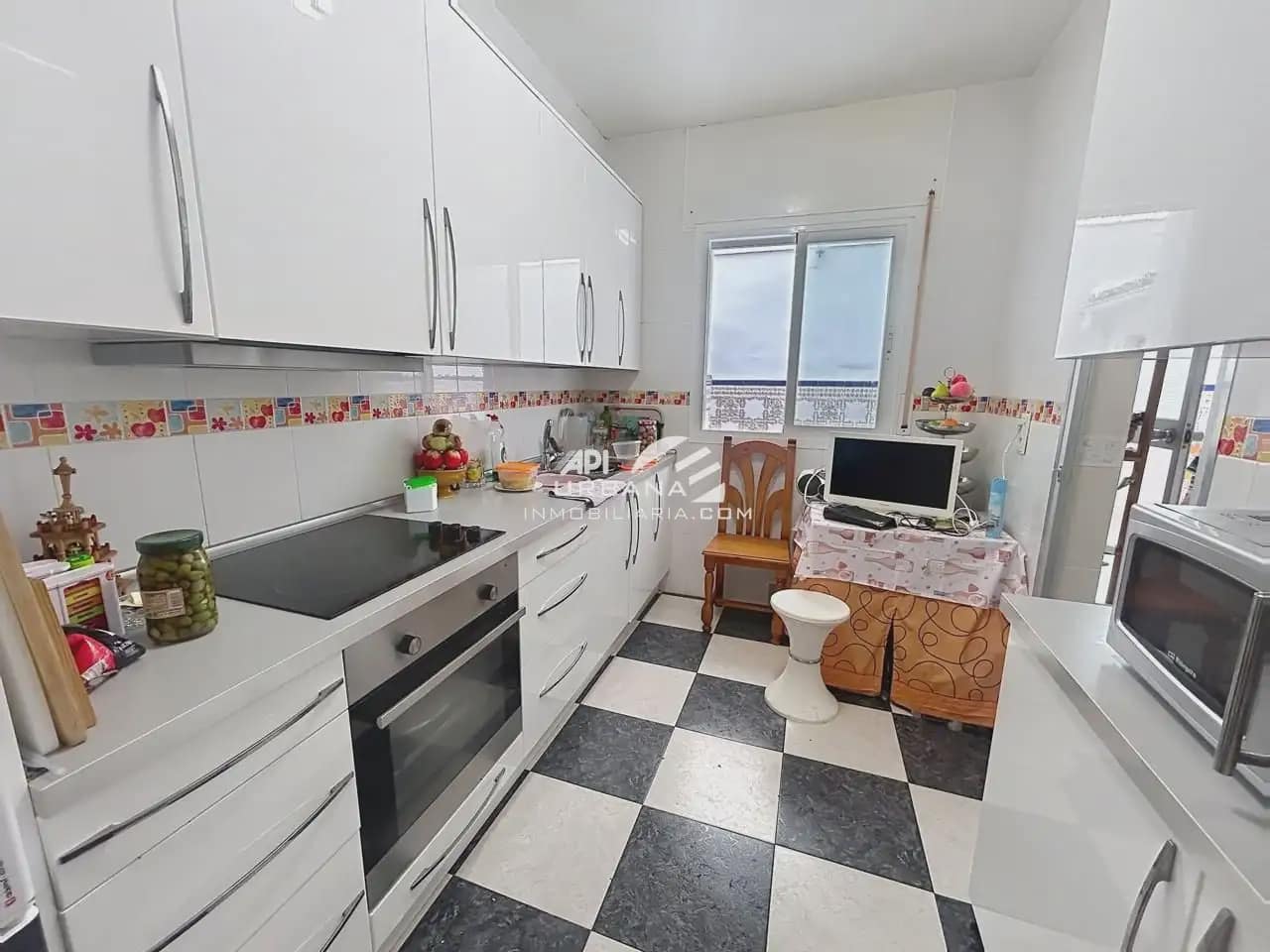 3 sovrum Lägenhet till salu i Lucena - 130 000 € (Ref: 9985859)