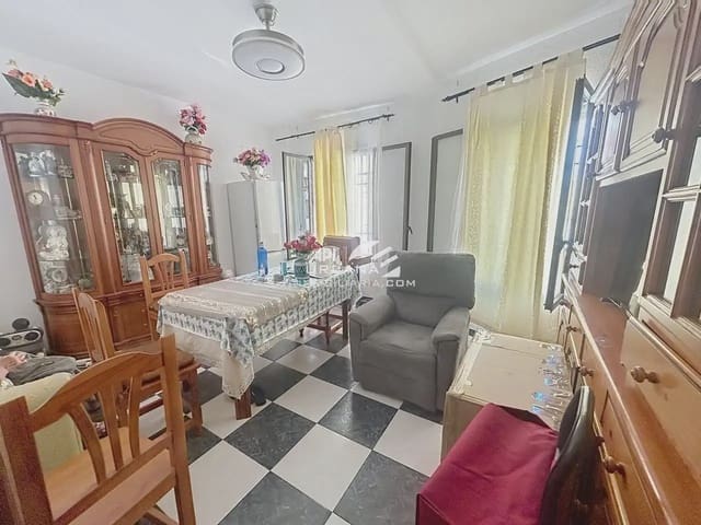 3 camera da letto Appartamento in vendita in Lucena - 130.000 € (Rif: 9985859)