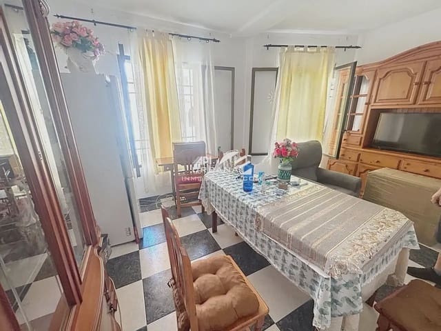 3 camera da letto Appartamento in vendita in Lucena - 130.000 € (Rif: 9985859)