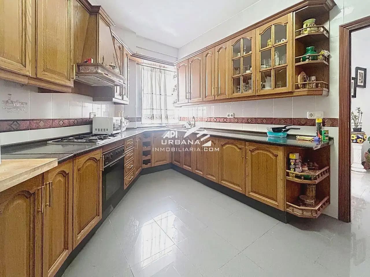 3 makuuhuone Huoneisto myytävänä paikassa Lucena - 98 000 € (Ref: 9986158)