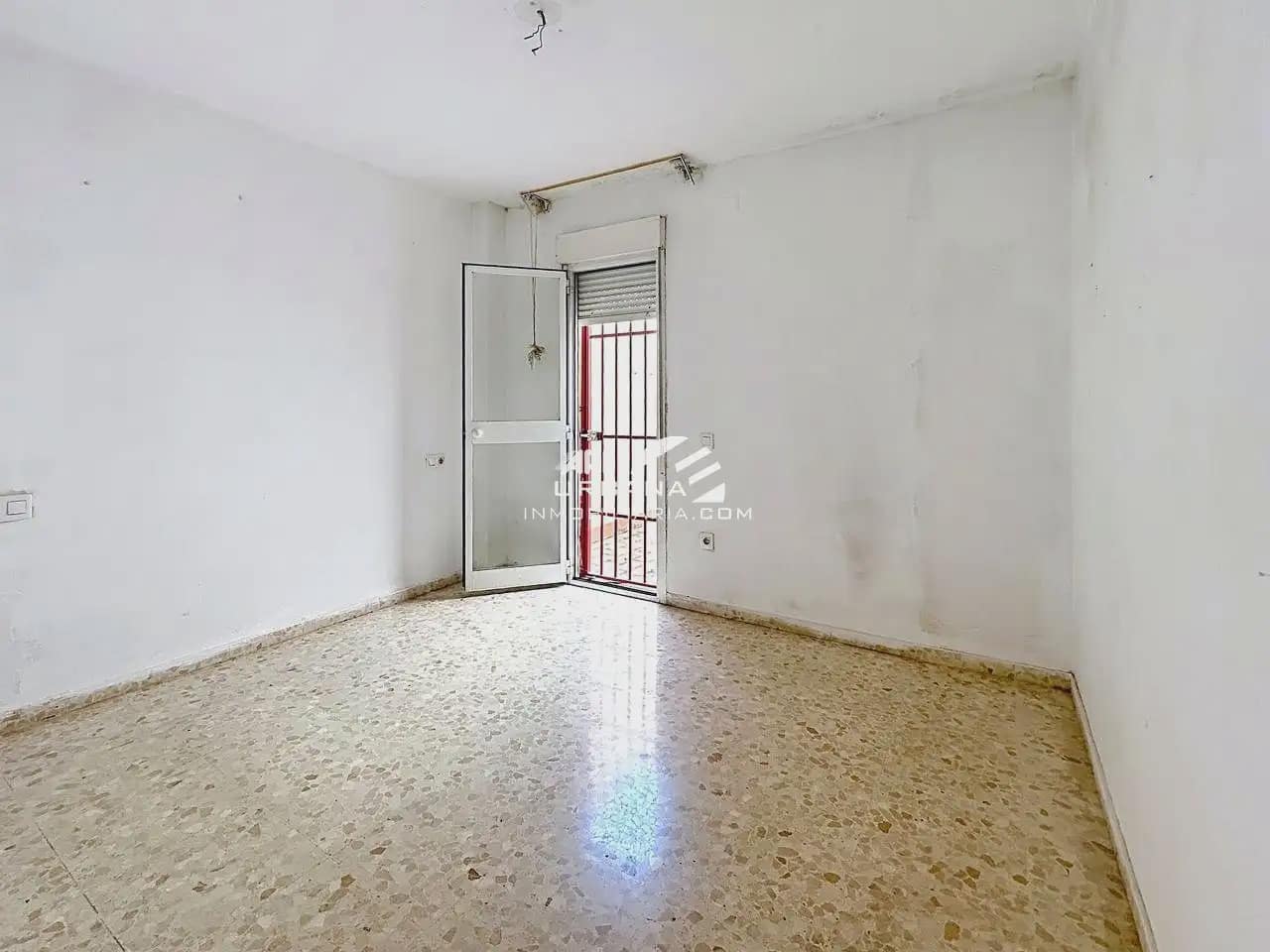 3 soveværelse Lejlighed til salg i Lucena med garage - € 83.400 (Ref: 9991541)