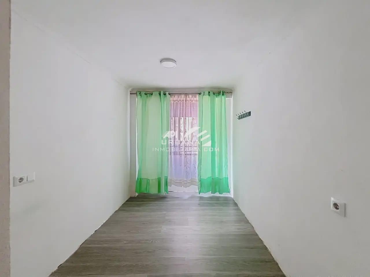4 quarto Casa em Banda para venda em Lucena - 120 000 € (Ref: 9997547)