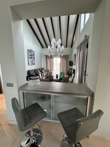 3 Zimmer Penthouse zu vermieten in El Paraíso, Benahavís mit Pool Garage - 5.000 € (Ref: 9733233)