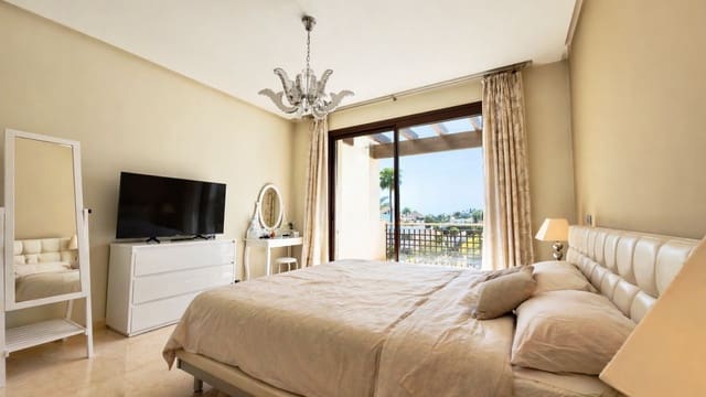 3 sovrum Takvåning att hyra i El Paraíso, Benahavís med pool garage - 5 000 € (Ref: 9733233)