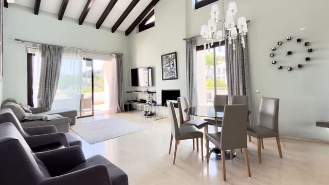 3 sovrum Takvåning att hyra i El Paraíso, Benahavís med pool garage - 5 000 € (Ref: 9733233)