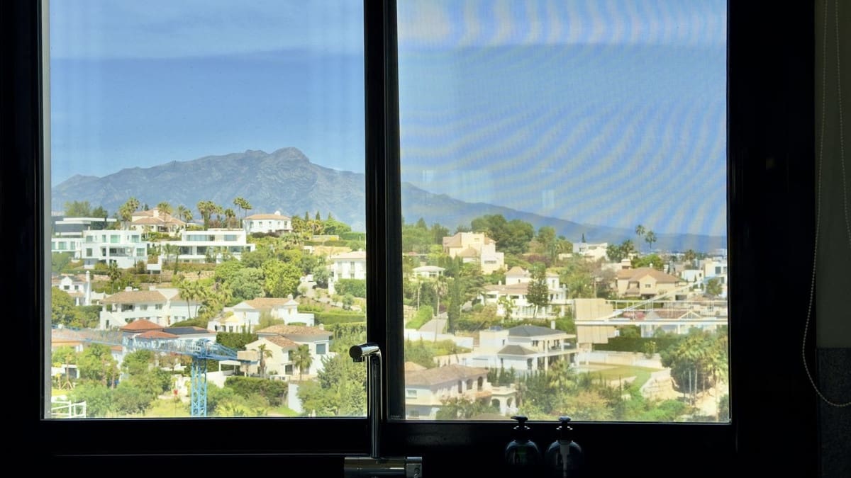 3 bedroom Penthouse for rent in Benahavis with pool garage - € 5,000 (Ref: 9733233)