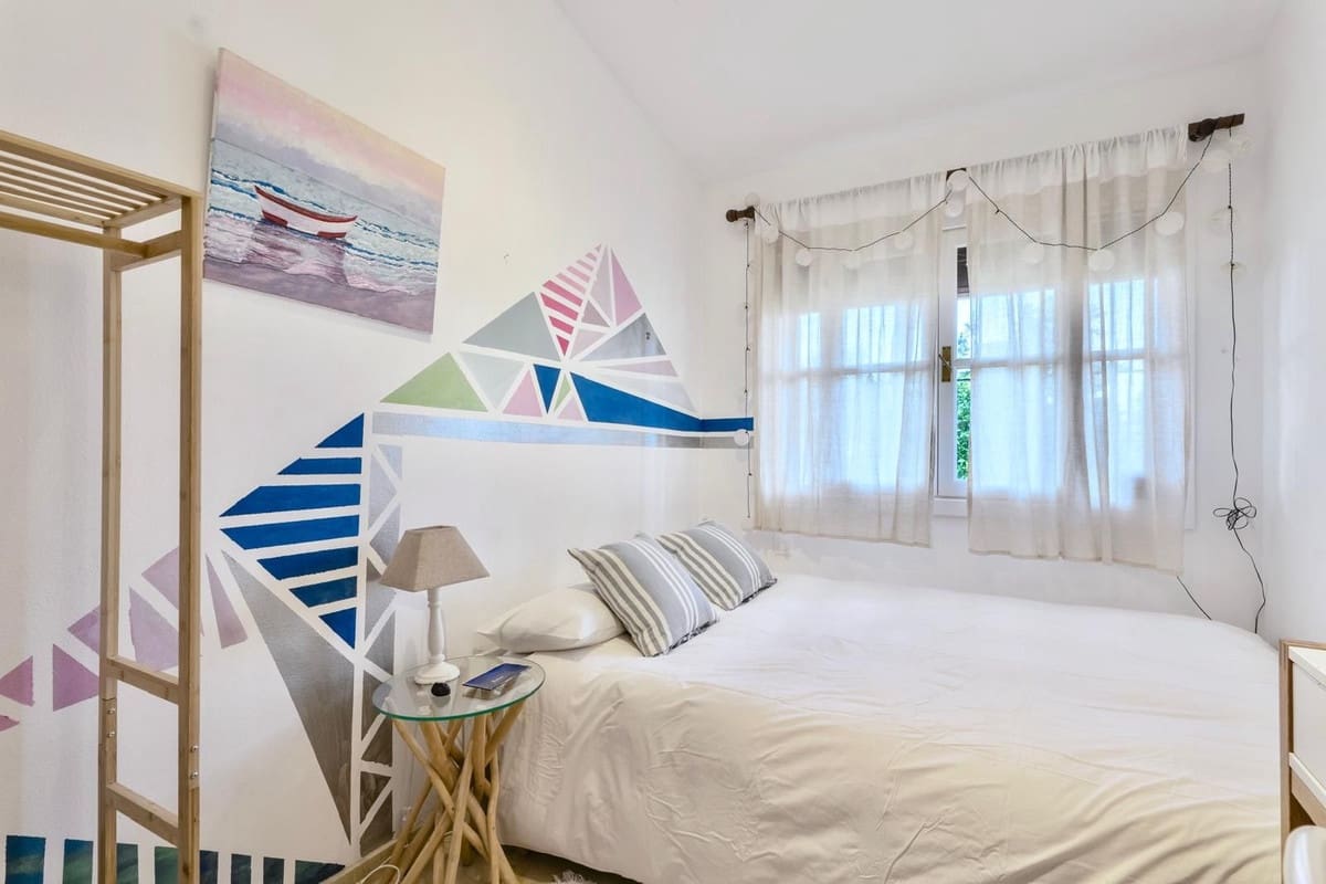 3 soveværelse Byhus til leje i Nueva Andalucia med swimmingpool - € 3.800 (Ref: 9733236)