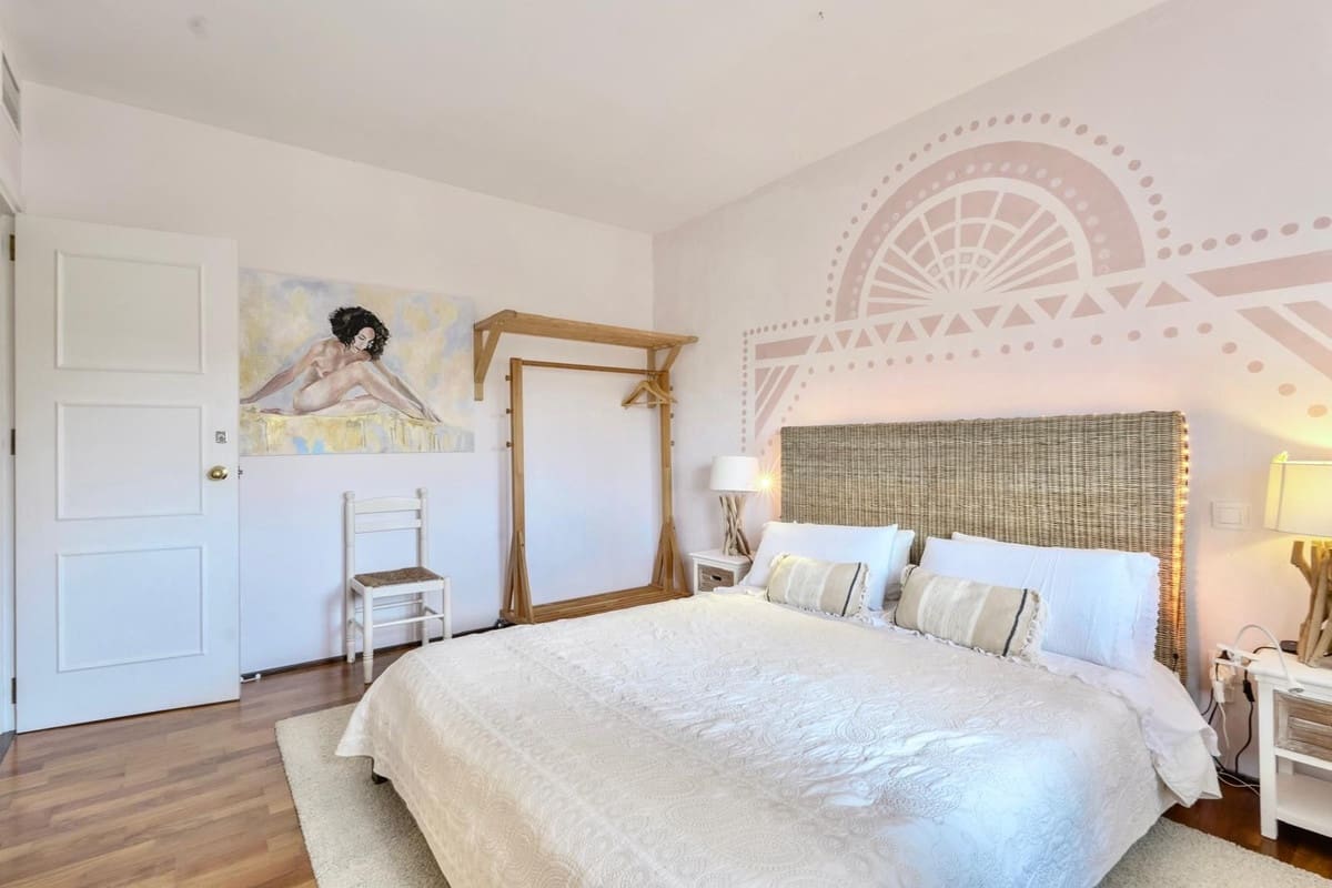 3 soveværelse Byhus til leje i Nueva Andalucia med swimmingpool - € 3.800 (Ref: 9733236)