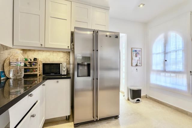 3 sypialnia Dom do wynajęcia w Nueva Andalucia, Marbella z basenem - 3 800 € (Ref: 9733236)