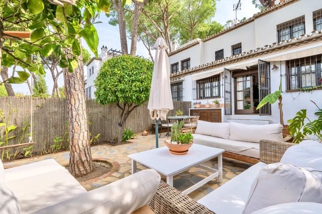 3 sypialnia Dom do wynajęcia w Nueva Andalucia, Marbella z basenem - 3 800 € (Ref: 9733236)