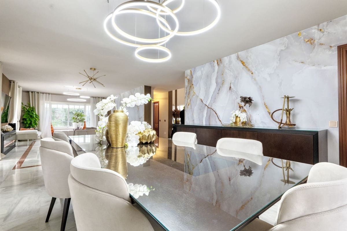 7 bedroom Villa for sale in Guadalmina with pool garage - € 2,300,000 (Ref: 9733237)