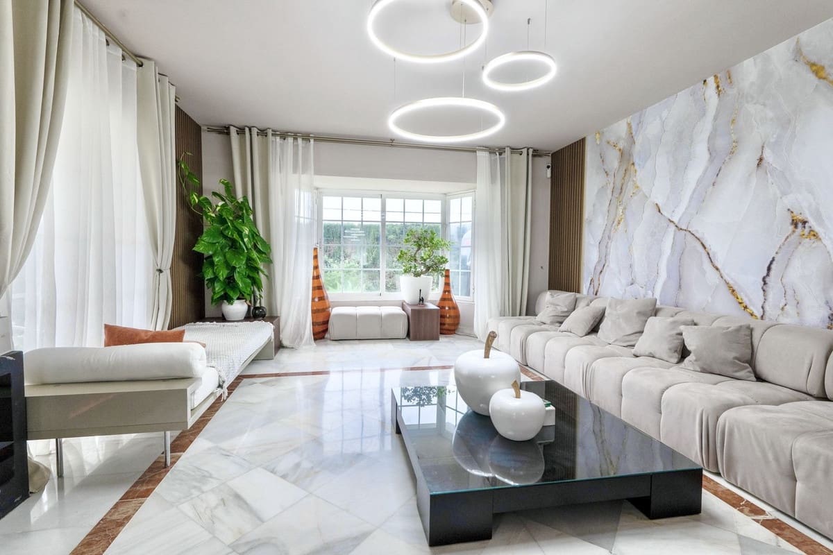 7 bedroom Villa for sale in Guadalmina with pool garage - € 2,300,000 (Ref: 9733237)