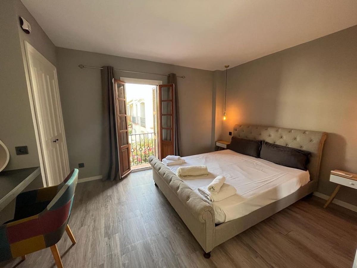 2 bedroom Apartment for rent in Costalita with pool garage - € 2,000 (Ref: 9733239)