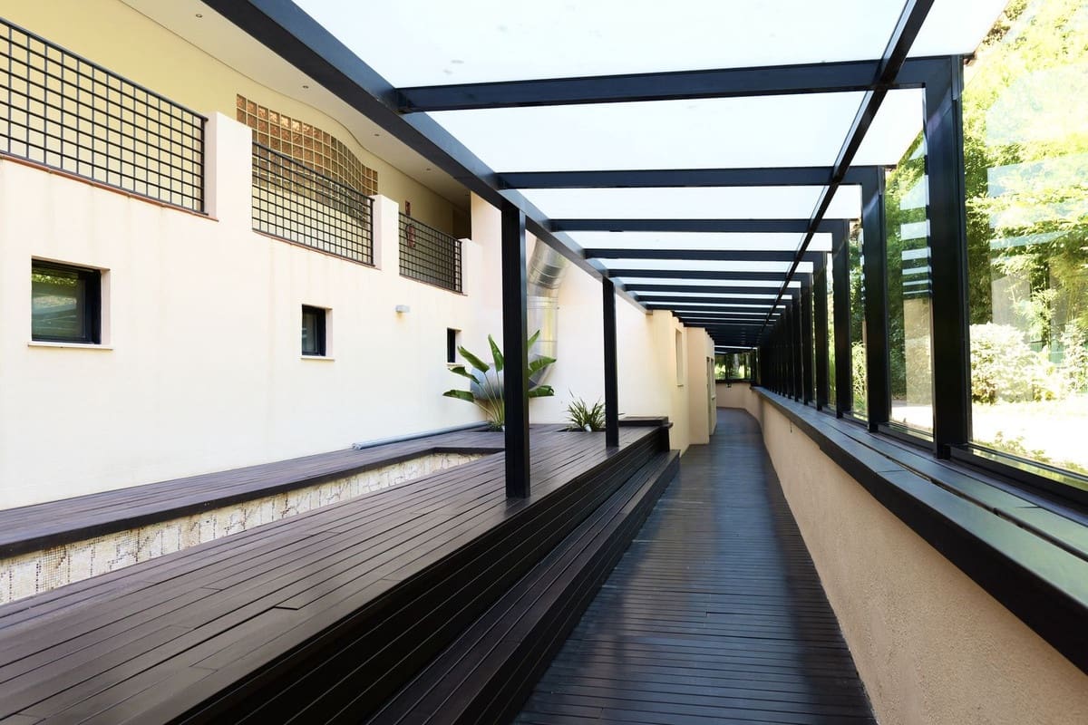 3 bedroom Apartment for sale in Puerto Banus with pool garage - € 849,000 (Ref: 9733241)