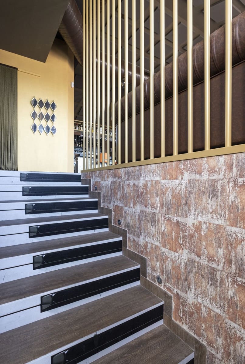 2 bedroom Restaurant/Bar for sale in El Paraiso - € 800,000 (Ref: 9733242)