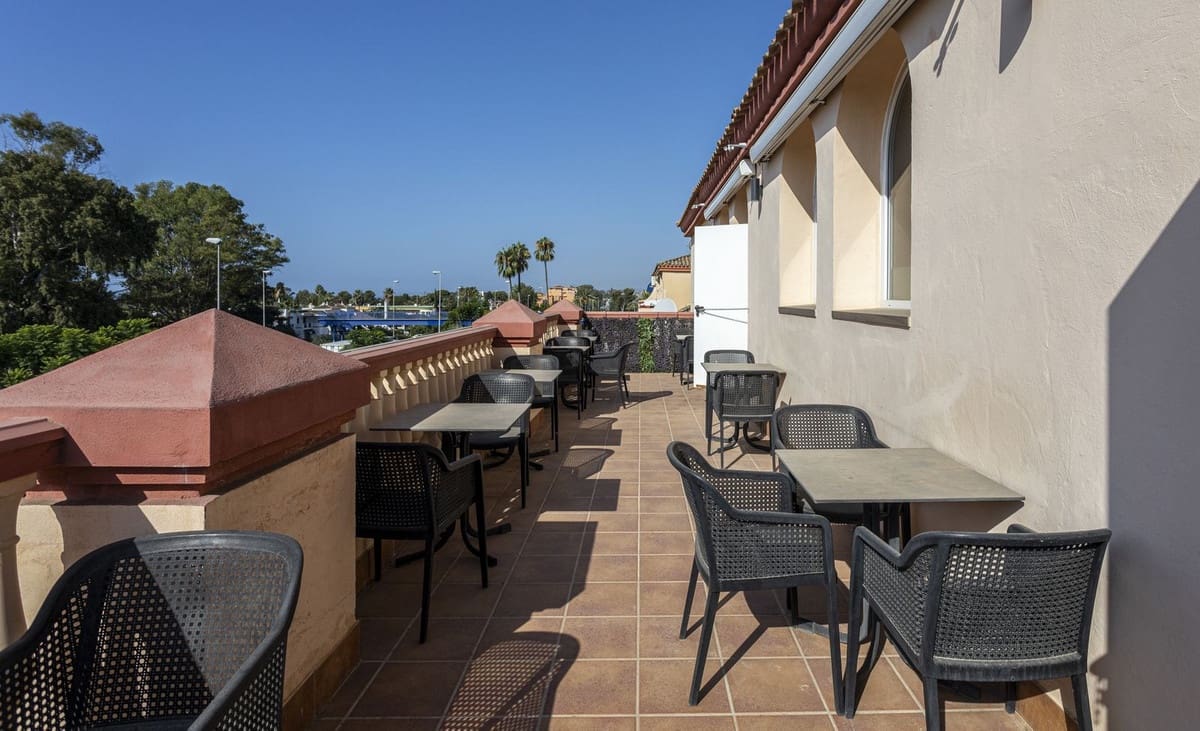 2 sypialnia Restauracja lub bar na sprzedaż w El Paraiso - 800 000 € (Ref: 9733242)