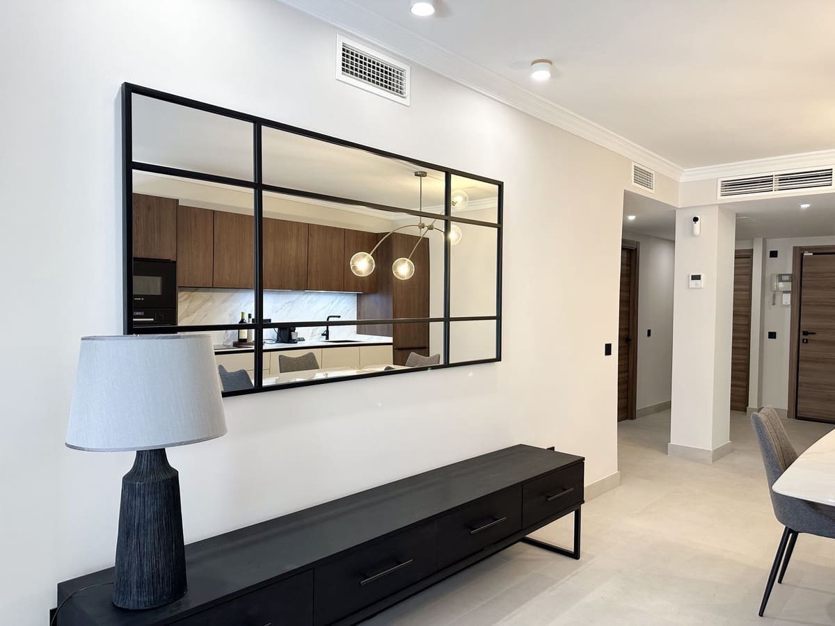 3 bedroom Apartment for sale in San Pedro de Alcantara with pool garage - € 745,000 (Ref: 9733245)