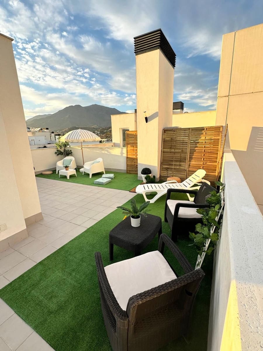 3 sypialnia Apartament na sprzedaż w Estepona z basenem garażem - 729 000 € (Ref: 9733246)