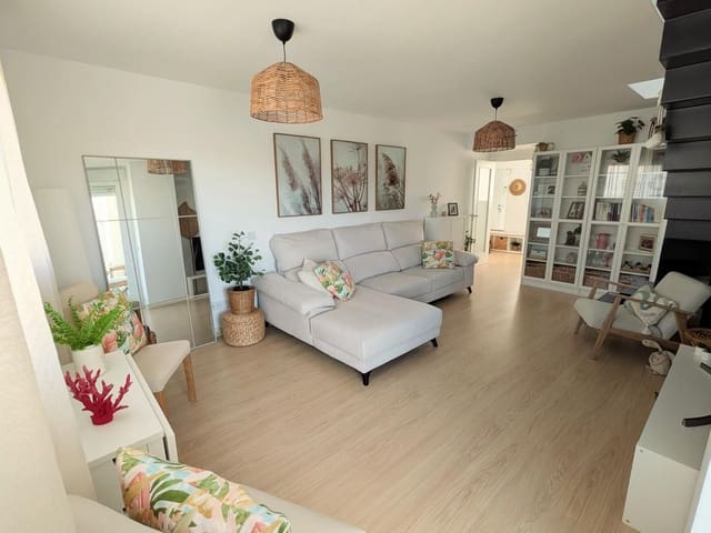 3 sovrum Lägenhet till salu i Estepona med pool garage - 729 000 € (Ref: 9733246)