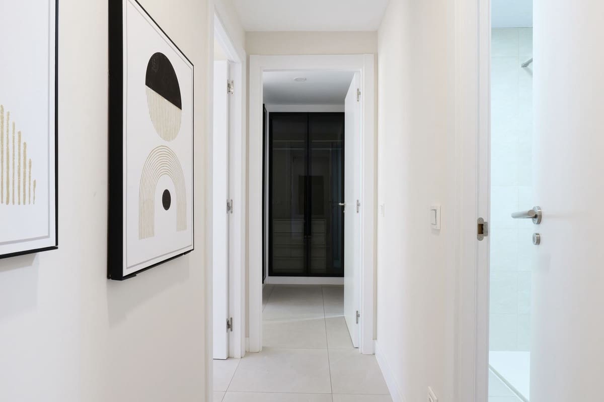 3 Zimmer Apartment zu verkaufen in Estepona mit Pool Garage - 695.000 € (Ref: 9733248)