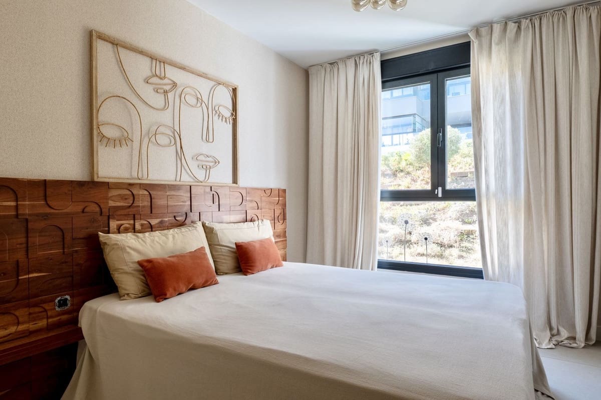 3 Zimmer Apartment zu verkaufen in Estepona mit Pool Garage - 695.000 € (Ref: 9733248)